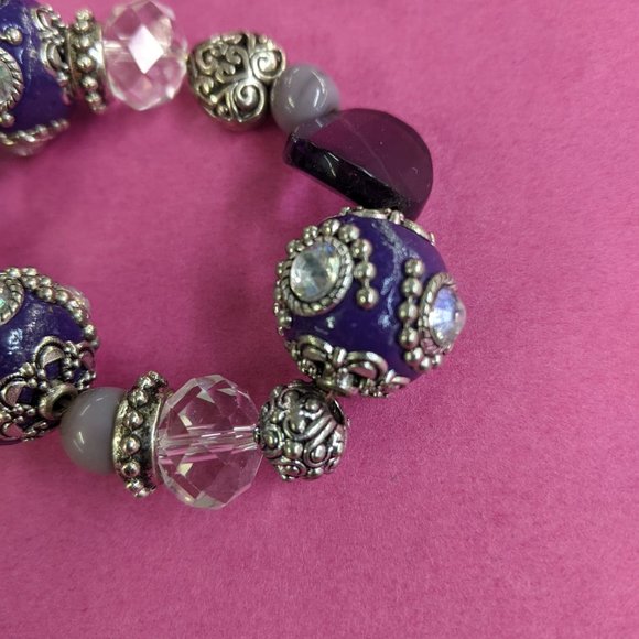 Ladies costume bracelet. - Picture 3 of 3